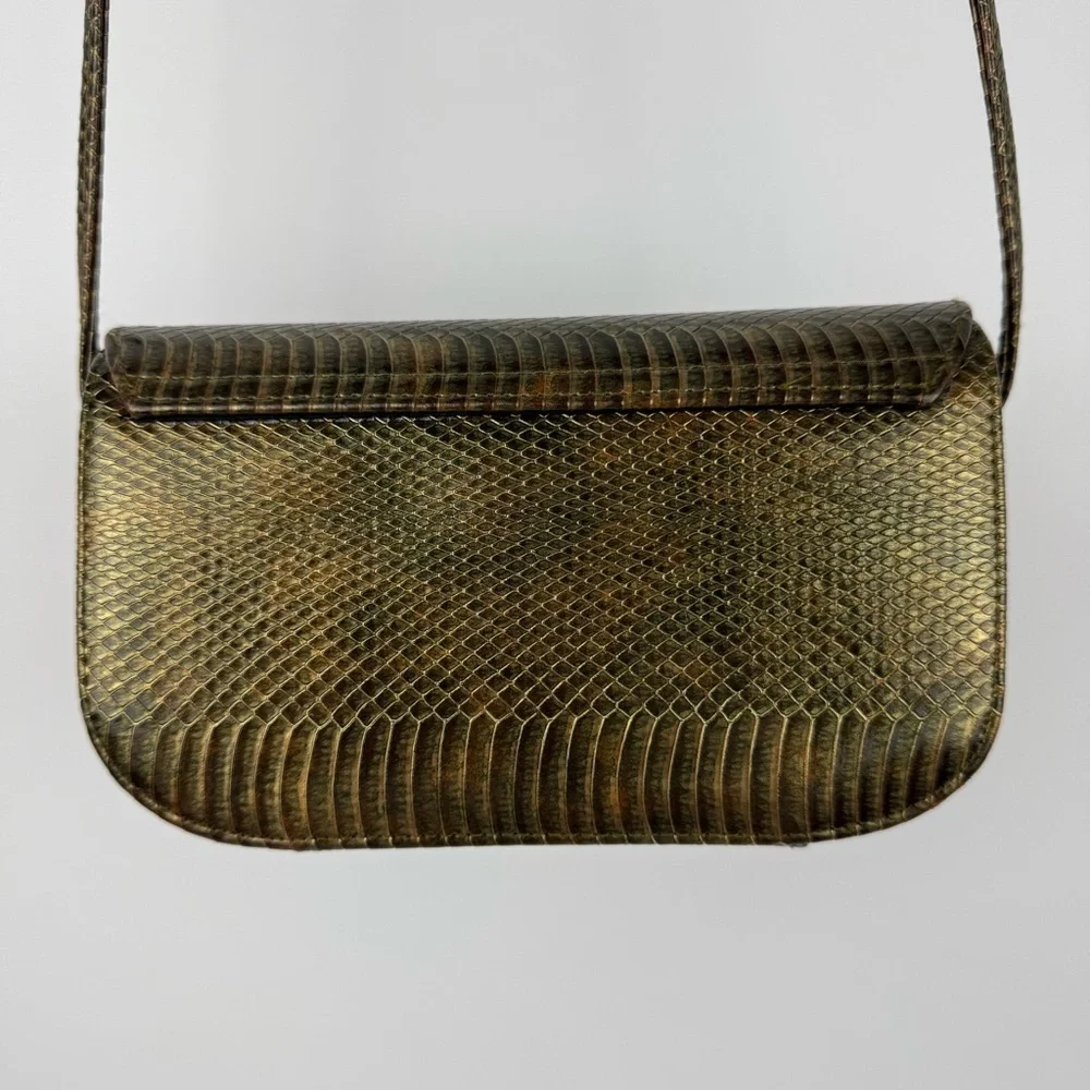 Vintage Faux Snakeskin Crossbody Purse – Gold Hardware, Magnetic Snap Closure - Picture 3 of 10